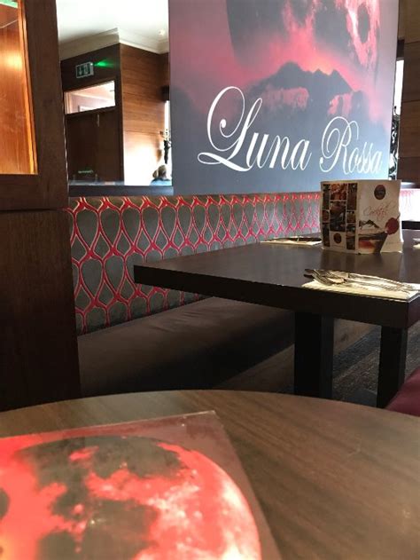 luna rossa renfrew reviews